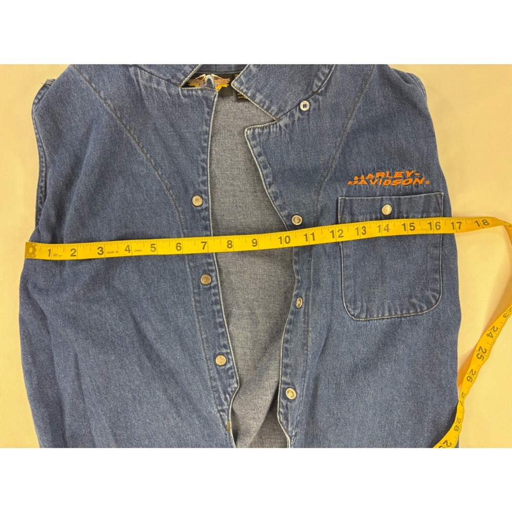 Harley Davidson Women's Denim Crop Top Tie Waist Snap Front Top Size Medium - Picture 2 of 4